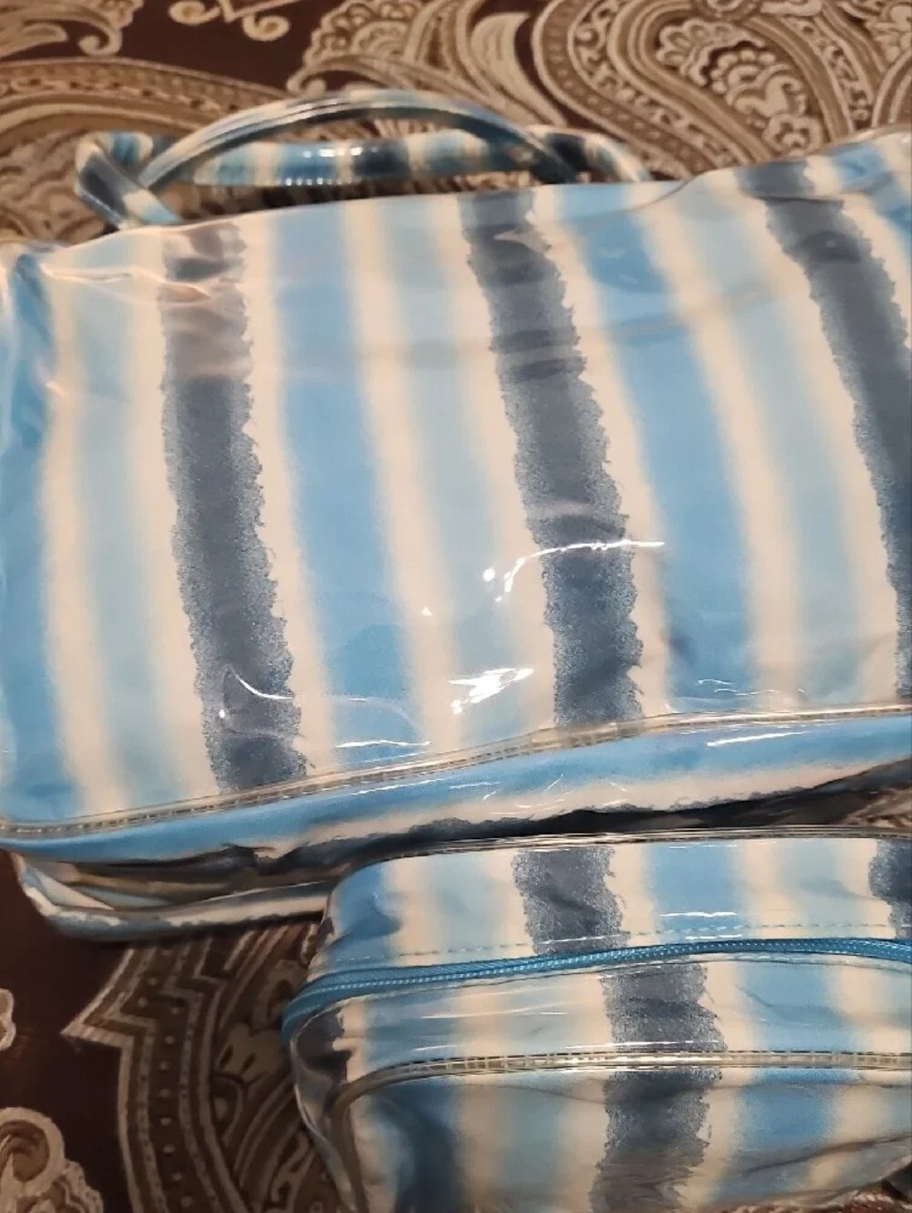 Striped Blue Travel Cosmetic Bag Set - ESTEE LAUDER NEW NEVER USED!!!